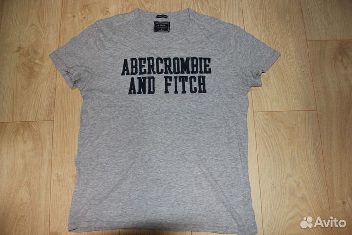 Футболка Abercrombie & Fitch