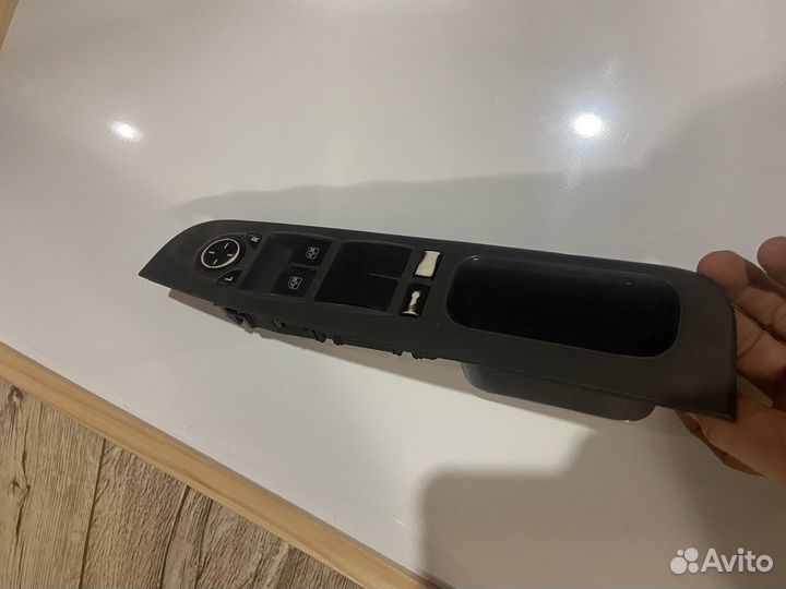 Блок стеклоподъемников priora