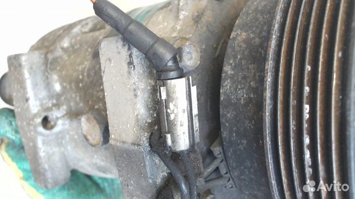 Компрессор кондиционера Renault Laguna, 2000