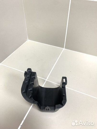 Кронштейн фары противотуманной Toyota Land Cruiser