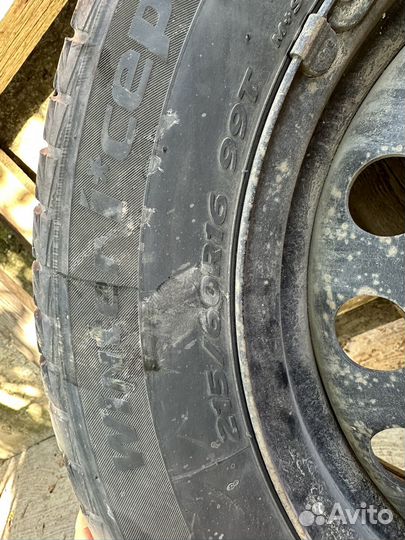 Hankook Winter I'Cept iZ 2 W616 215/60 R16