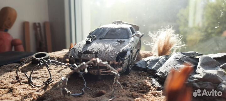 Диорама Mercedes SLS постапокалипсис