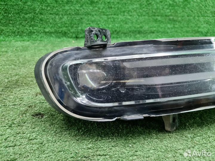 Б/У Б/У птф правая Jeep Grand Cherokee WK2