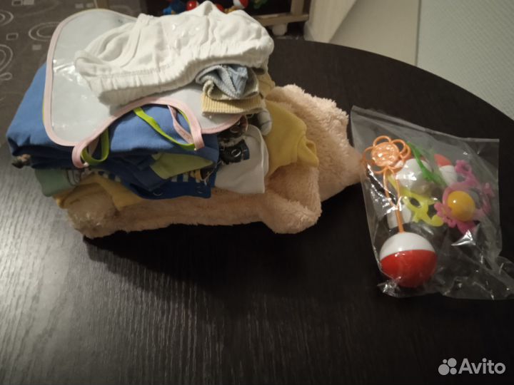 Детские вещи (комплект) 3-9 мес