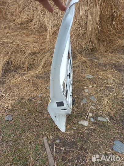 Дверь на renault logan