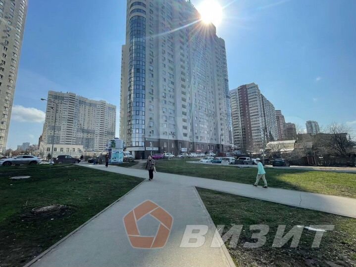 Помещение с арендатором в новом микрорайоне