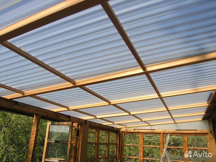 Профилированный поликарбонат