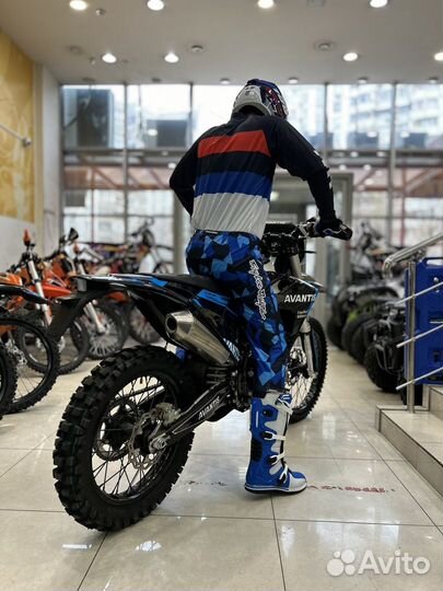 Мотоцикл Avantis Enduro 250 EFI Exclusive птс
