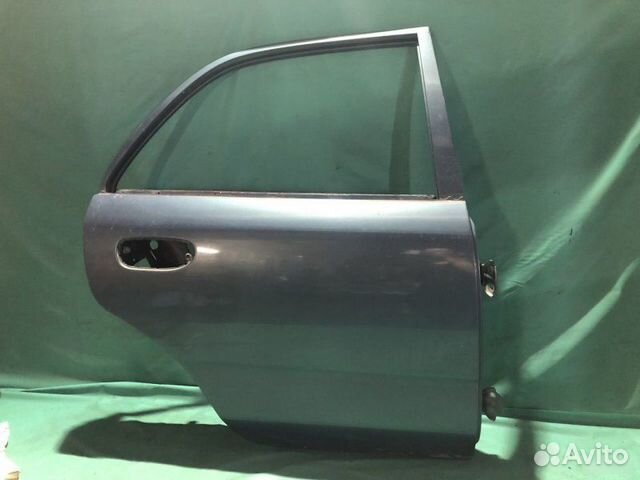 Дверь задняя правая Mitsubishi Carisma