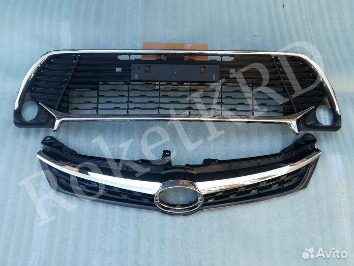 Решетки для Camry 55 14-17 г Exclusive