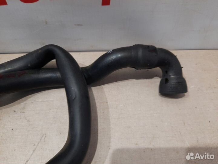 Патрубок Mercedes E250 C207 271.860 2010