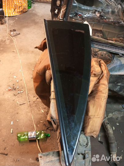 Задняя форточка Opel Astra H купе