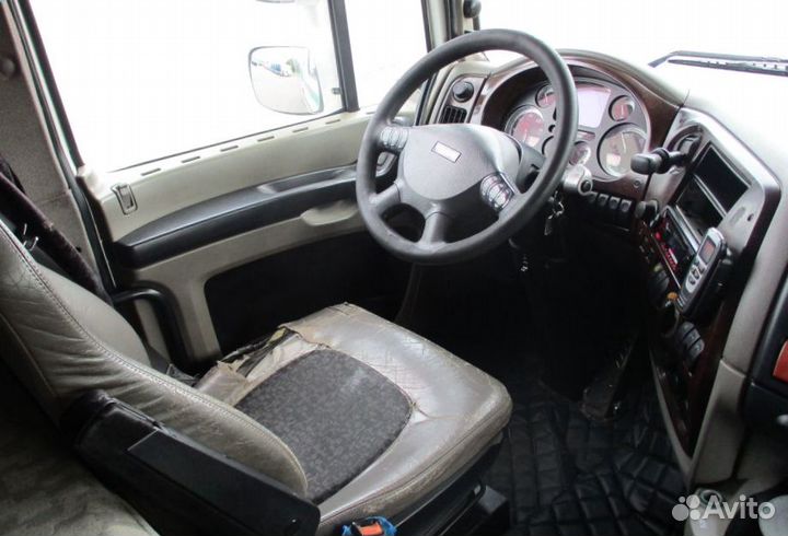 В разборке грузовик DAF, XF105 2010-2015