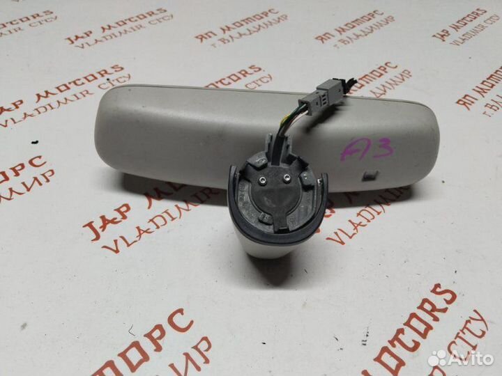 Зеркало заднего вида салонное Audi A3 8P caxa 1.4