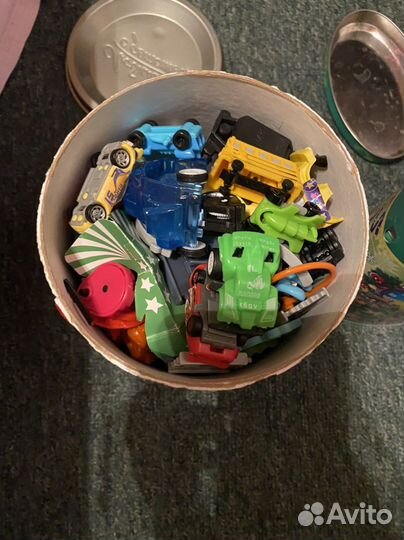 Киндер сюрприз 4 коробки и Макдональдс