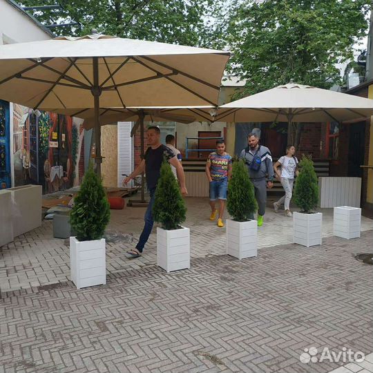 Кашпо уличное