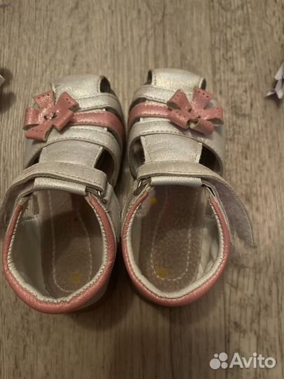 Сандали для девочки