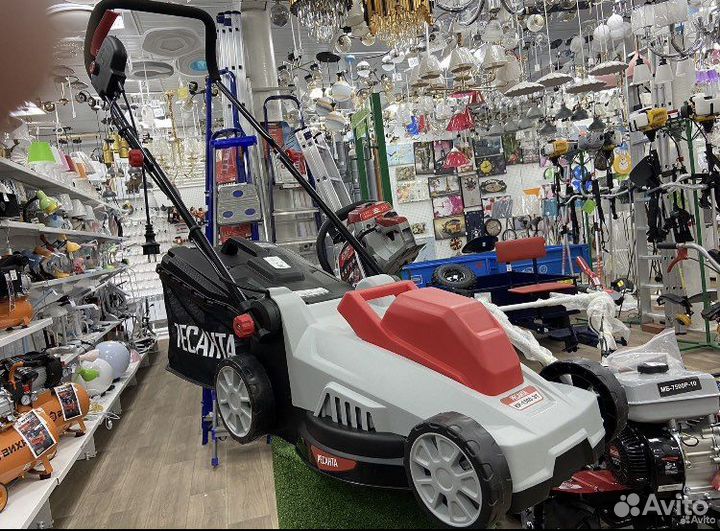 Газонокосилка Электрическая и бензиновая