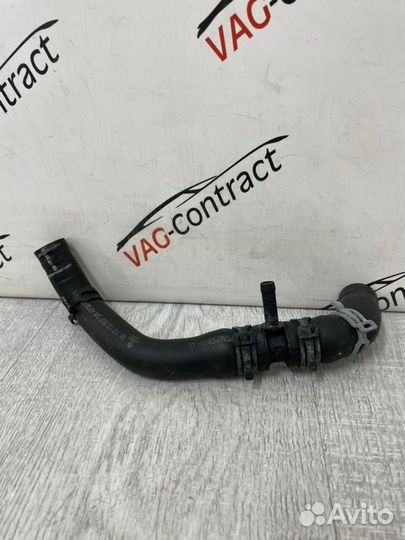 Патрубок системы охлаждения Skoda Yeti 1.2 2013