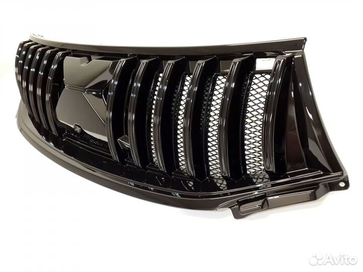 Решетка радиатора LADA X Ray 