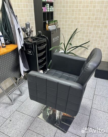 Сдам кресло в парикмахерской