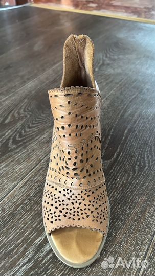 Продам туфли