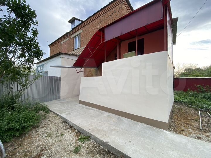 3-к. квартира, 82 м², 2/2 эт.