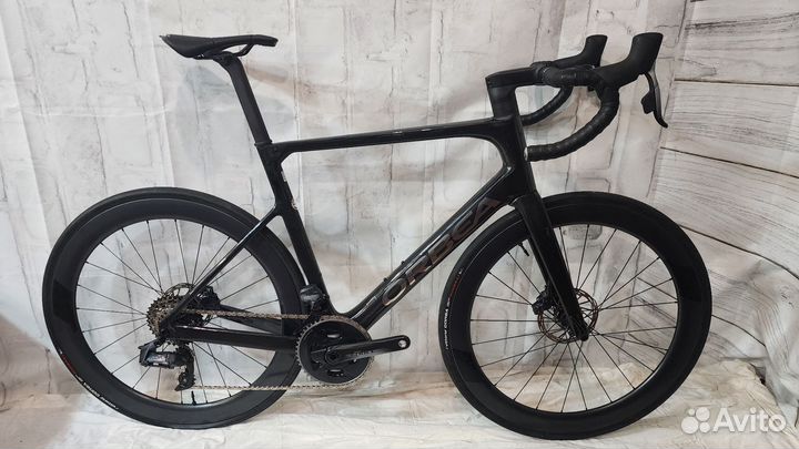 Топовая шоссейная рама Orbea Orca 2023