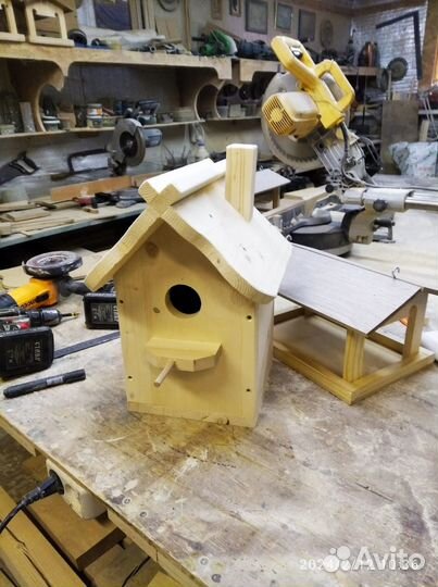 Кормушка для птиц