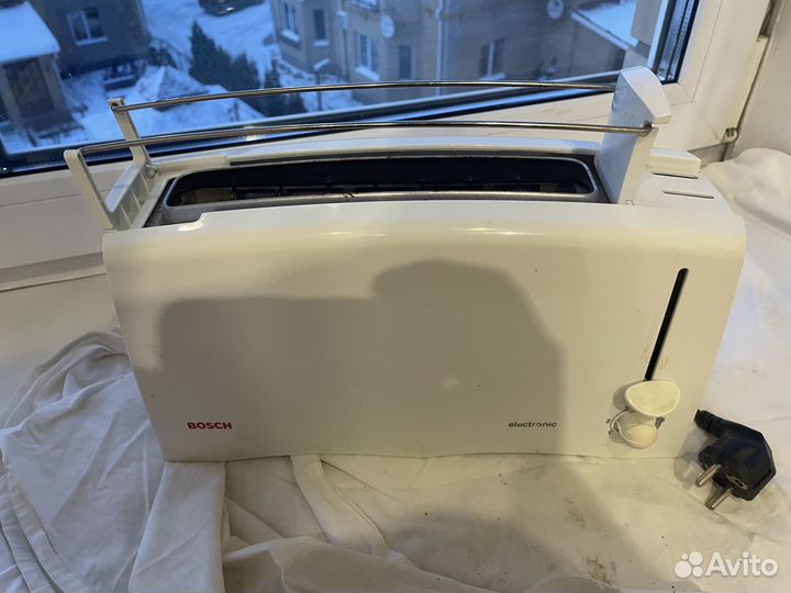 Продаю тостер Bosch Tat 1201/01