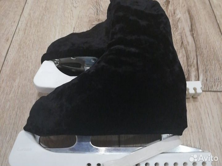 Коньки фигурные