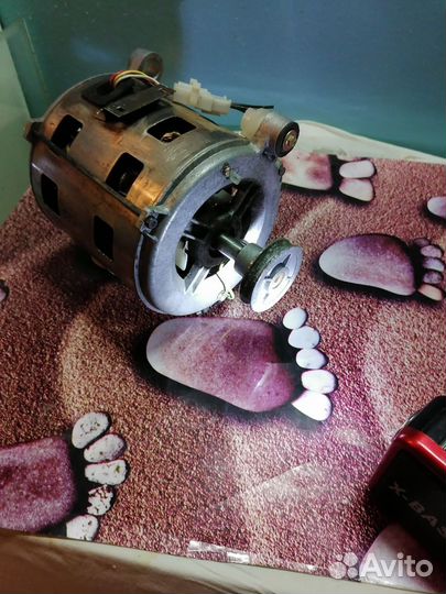 Двигататель стиральной машины