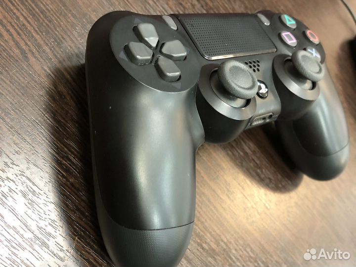 Джойстик Sony PS4 Dualshock 4 V2 геймпад