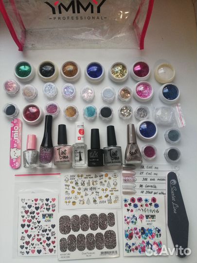 Материалы для маникюра, лаки и блестки
