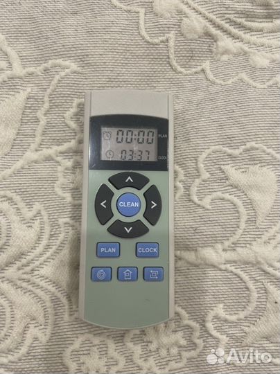 Робот пылесос