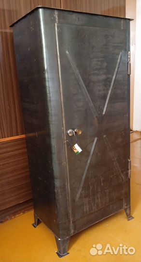 Оружейный сейф