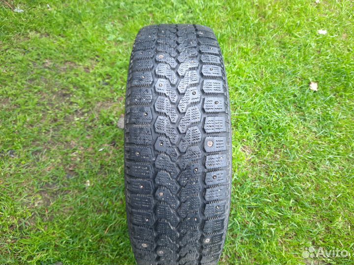 Yokohama Ice Guard Stud IG55 185/70 R14