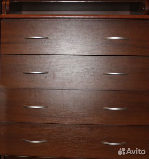 Продажа мебели и потолочных светильников