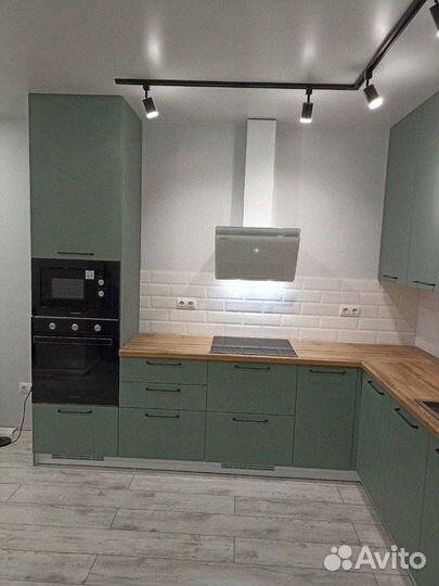 Кухонный гарнитур в наличии