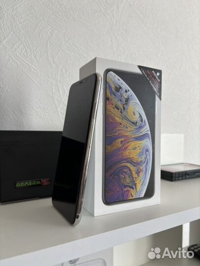 iPhone Xs Max, 64 ГБ