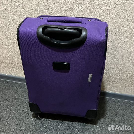 Чемодан на колесах