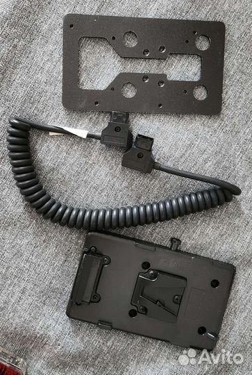 Aputure Tri-8 kit-SSC V-mount комплект осветителей