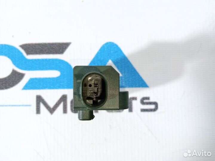 Датчик удара SRS передний Mercedes W204/W212/W218