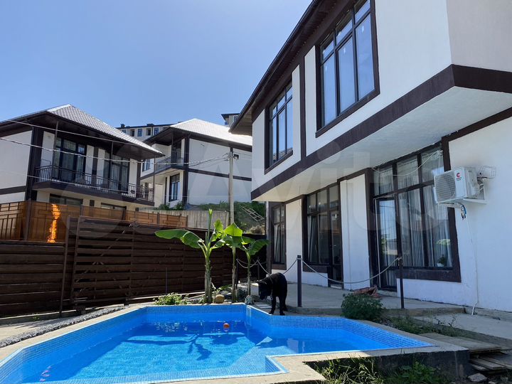 Дом 100 м² на участке 5 сот.