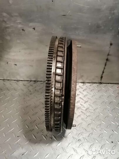 Продам маховик