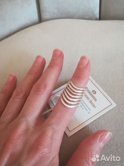 Кольцо новое 17 размер