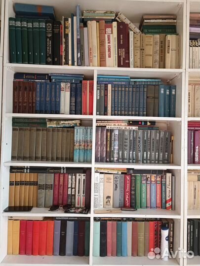 Книги Толстой Л Н, Горький,Марк Твен,Вальтер Скотт