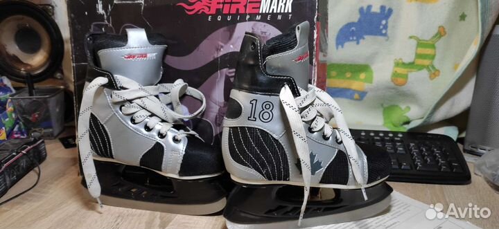 Коньки хоккейные детские 32 размер