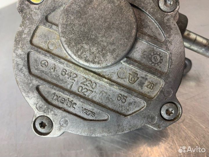 Насос вакуумный Mercedes Gl X164 OM642 3.0 CDI