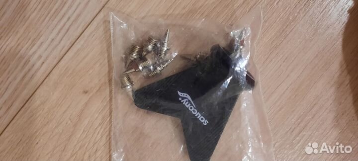 Кроссовки Saucony со съёмными шипами